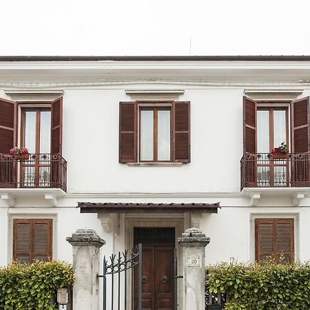 Villa Del Poeta Sulmona Bagian luar foto